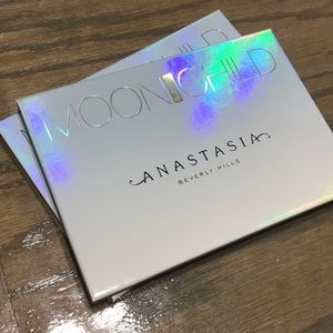 Anastasia Beverly Hills Moonchild Glow Kit